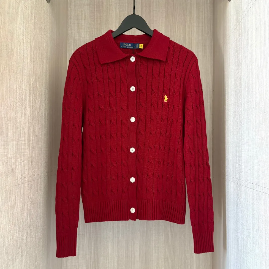 P240 RALPH LAUREN Eleven colors small label embroidered lapel long-sleeved knitted sweater men's and women's couple tops Eleven colors Colors: White Black Navy Blue (Red Label) Navy Blue (White Label) Apricot Gray Pink Red Khaki Blue Dark Red Size: S M L XL Material: Cotton Weight: 680g
